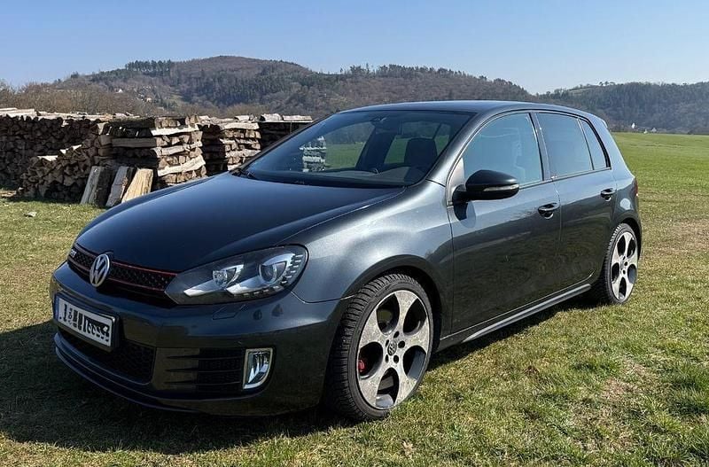 Gebraucht VW Golf VI GTI 211 PS (155 kW) 2011 Schwarz Kleinwagen