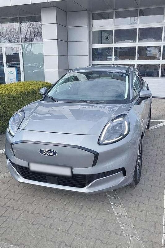 Neu Ford Puma Gen-E 124 kW (169 PS) 2025 Grau SUV