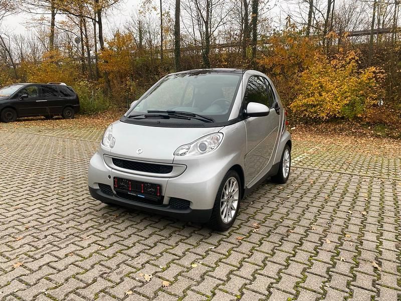 Silber Gebraucht 2010 Smart ForTwo Coupé Kleinwagen | 6.500 € (Etwas zu teuer) - Bild 1/4