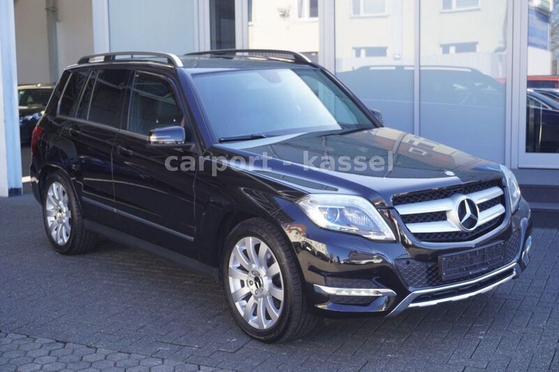 Schwarz Gebraucht 2015 Mercedes GLK220 SUV | 17.990 € (Fairer Preis) - Bild 1/4