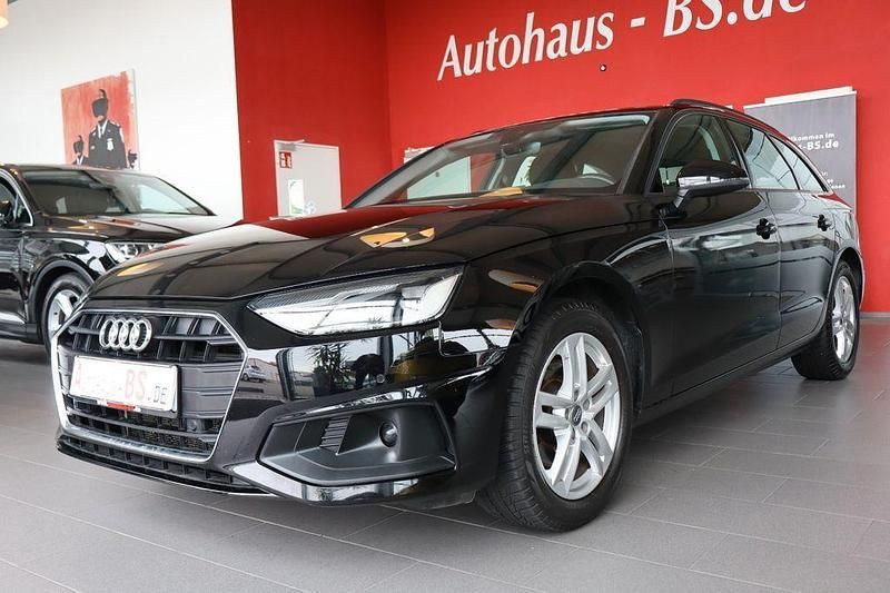 Schwarz Gebraucht 2023 Audi A4 Sport Kombi | 26.890 € (Guter Preis) - Bild 1/4