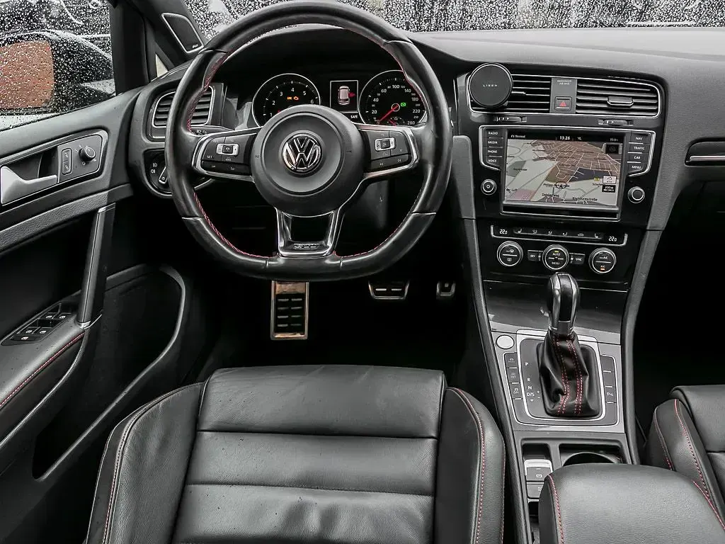 Używany VW Golf VII Edition 230 KM (169 kW) 2016 Niebieski Sedan/Limuzyna