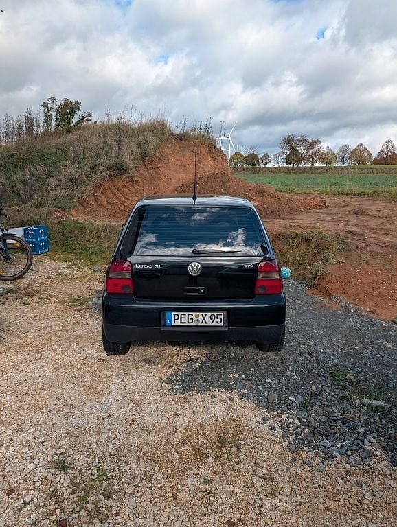 Gebraucht VW Lupo 61 PS (44 kW) 2002 Schwarz Kleinwagen