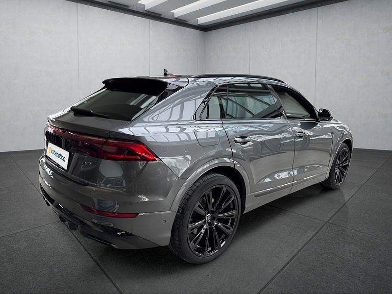 Gebraucht Audi Q8 286 PS (210 kW) 2025 Grau SUV