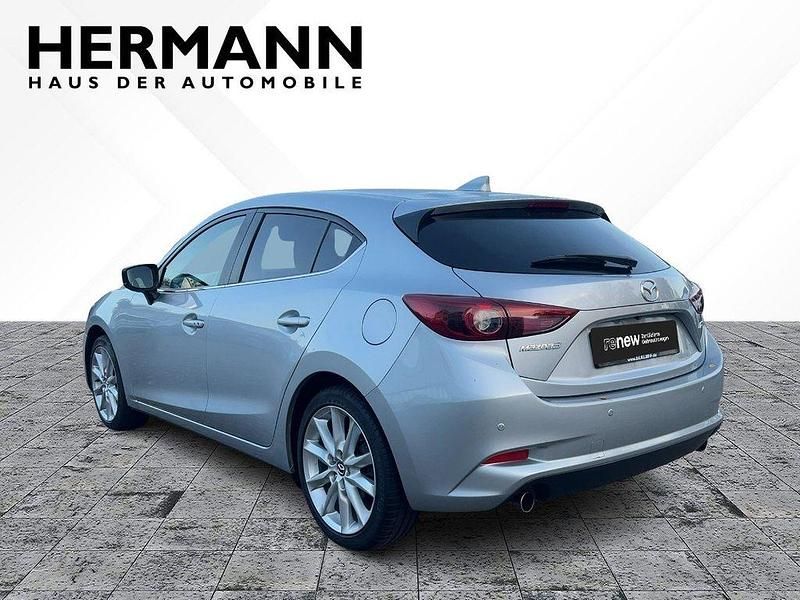 Gebraucht Mazda 3 Sports-Line 120 PS (88 kW) 2017 Diamantsilber metallic (silber Limousine