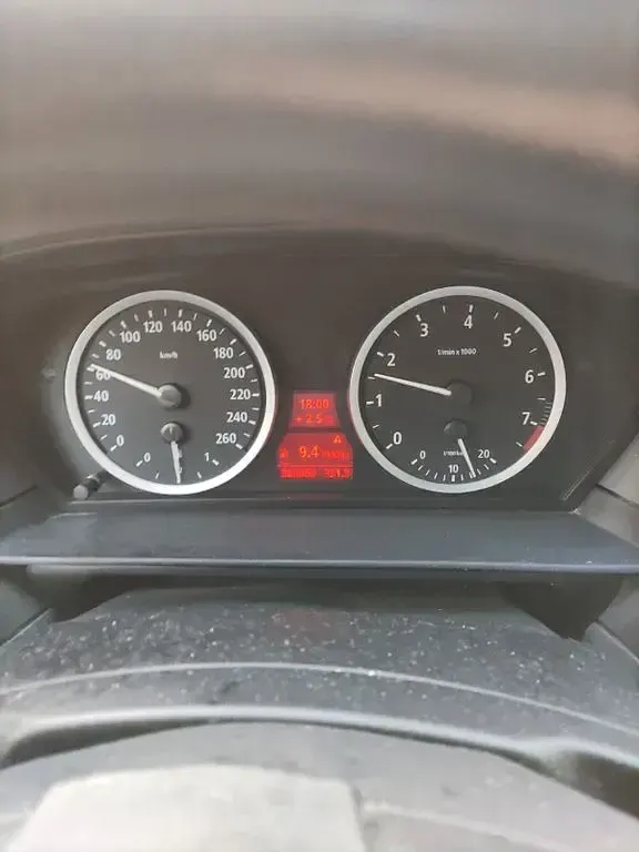 Używany BMW 530 258 KM (189 kW) 2005 Niebieski Kombi
