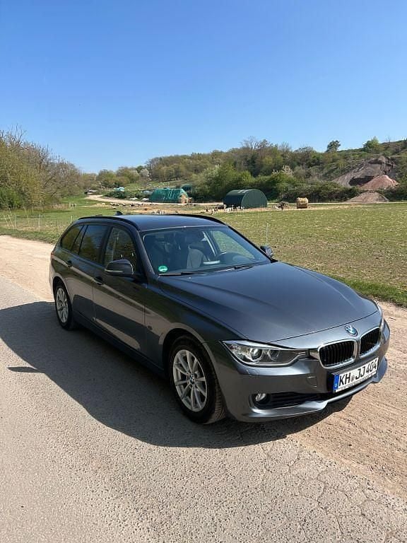 Gebraucht BMW 316 136 PS (100 kW) 2014 Grau Kombi