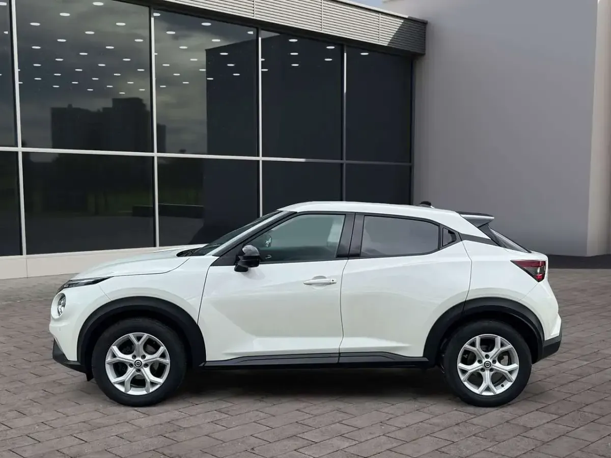 Gebraucht Nissan Juke N-Connecta 117 PS (86 kW) 2020 Brilliant white (m) SUV