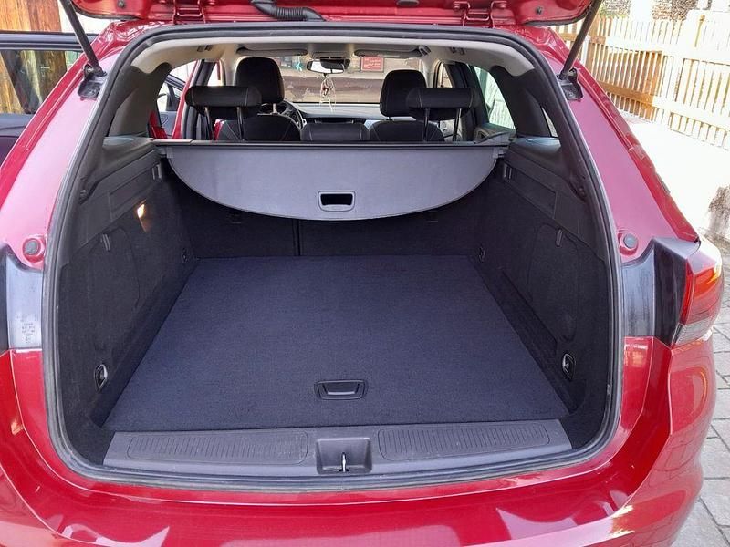 Gebraucht Opel Astra Edition 131 PS (96 kW) 2022 Rot Kombi