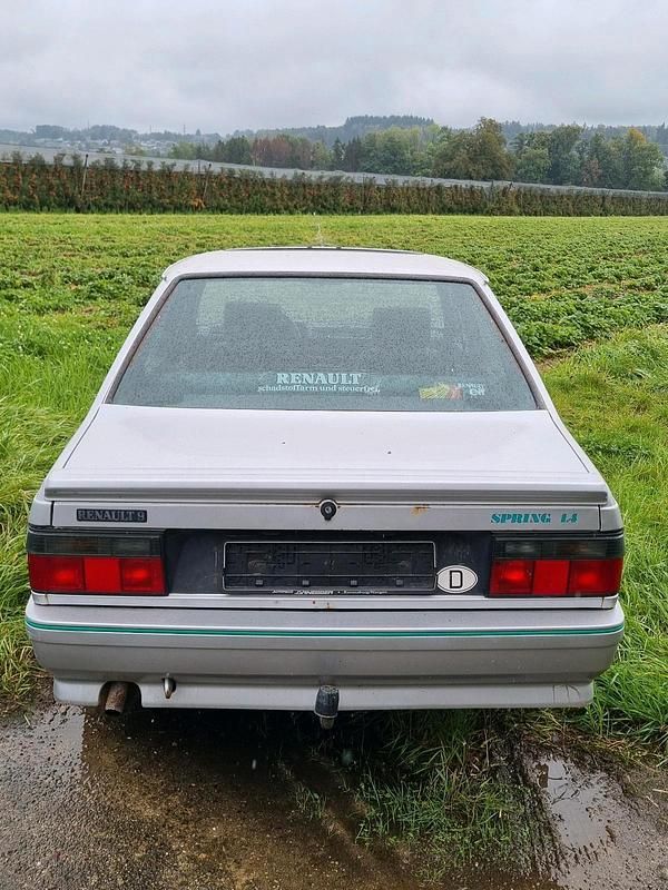 Gebraucht Renault R9 60 PS (44 kW) 1986 Silber Limousine