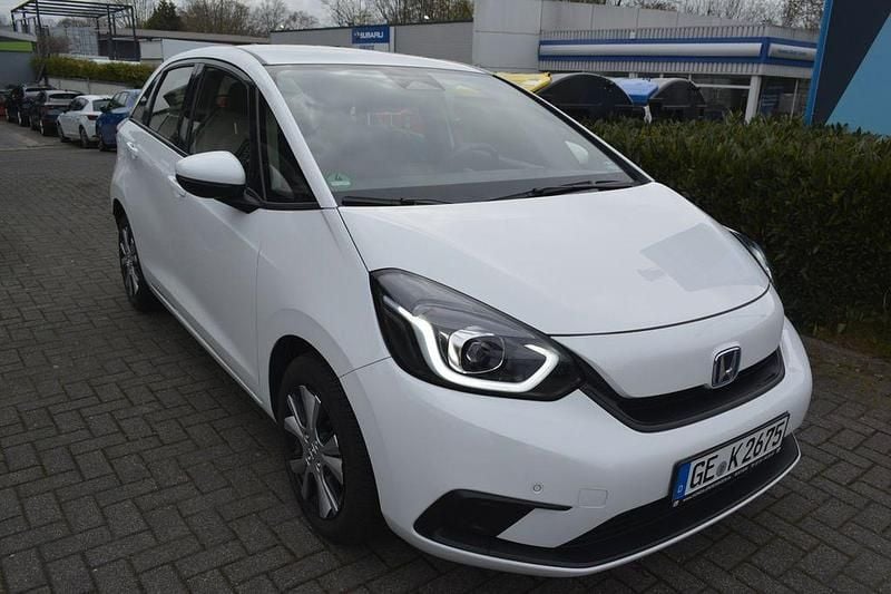 Gebraucht Honda Jazz Elegance 98 PS (72 kW) 2023 Weiß Kleinwagen