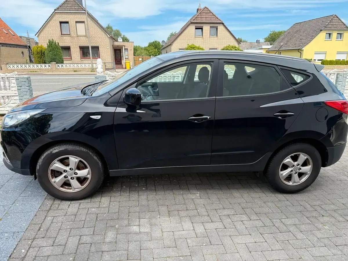 Gebraucht Hyundai Tucson 135 PS (99 kW) 2013 Schwarz SUV