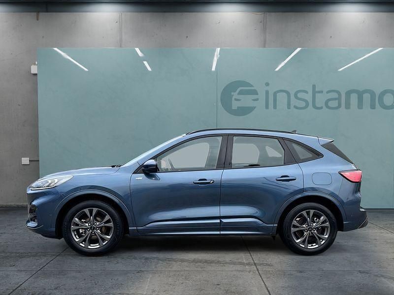 Gebraucht Ford Kuga 120 PS (88 kW) 2024 Blau SUV