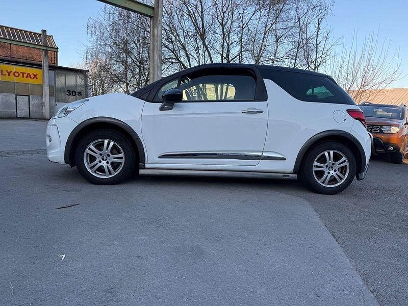Second-hand Citroën DS3 So Chic 120 CP (88 kW) 2012 Negru Hatchback