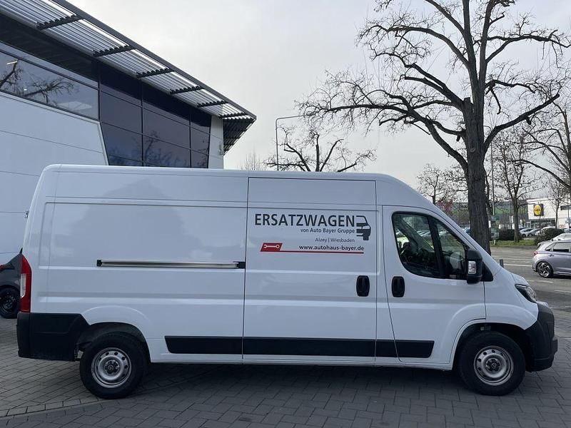 Gebraucht Toyota Proace 140 PS (102 kW) 2025 Icy white Van / Kleinbus