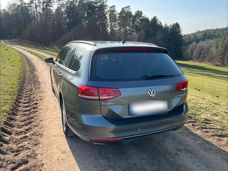 Gebraucht VW Passat 150 PS (110 kW) 2015 Grau Kombi