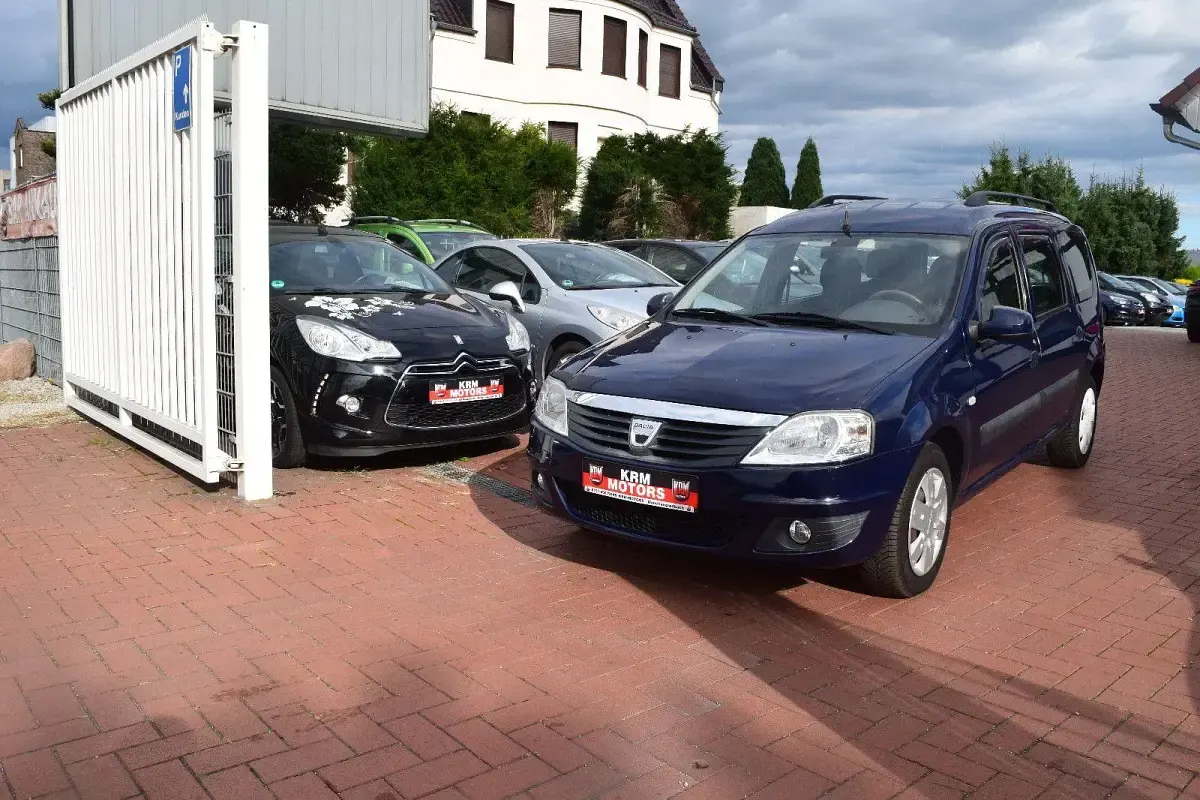 Gebraucht Dacia Logan MCV 84 PS (61 kW) 2013 Blau Kombi