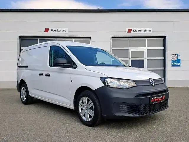Używany VW Caddy 102 KM (75 kW) 2025 Biały Minivan