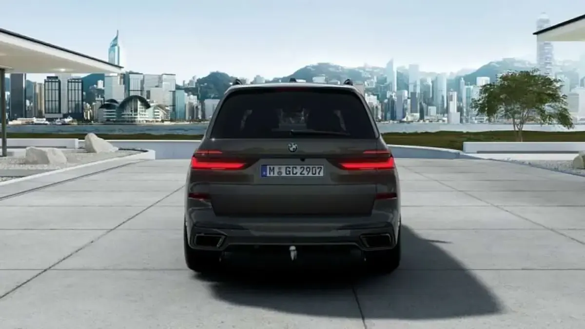 Neu BMW X7 M Sport 340 PS (250 kW) 2026 Grau SUV