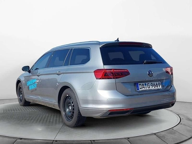 Gebraucht VW Passat Business 150 PS (110 kW) 2024 Pyritsilber metallic Kombi