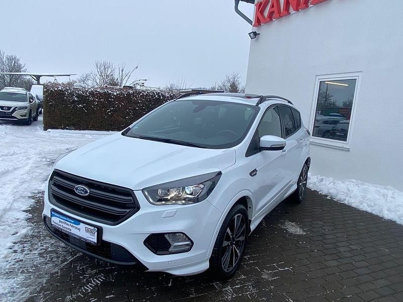 Gebraucht Ford Kuga ST-Line 179 PS (131 kW) 2019 Weiß SUV