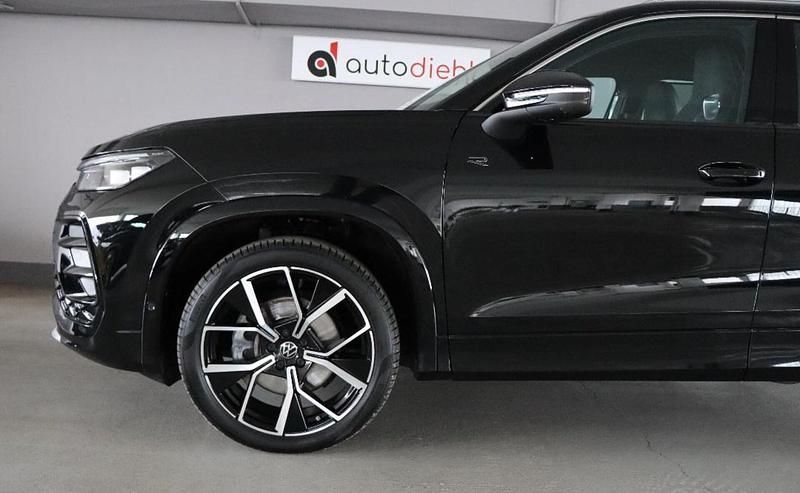 Gebraucht VW Tayron R-line 193 PS (141 kW) 2025 Schwarz SUV