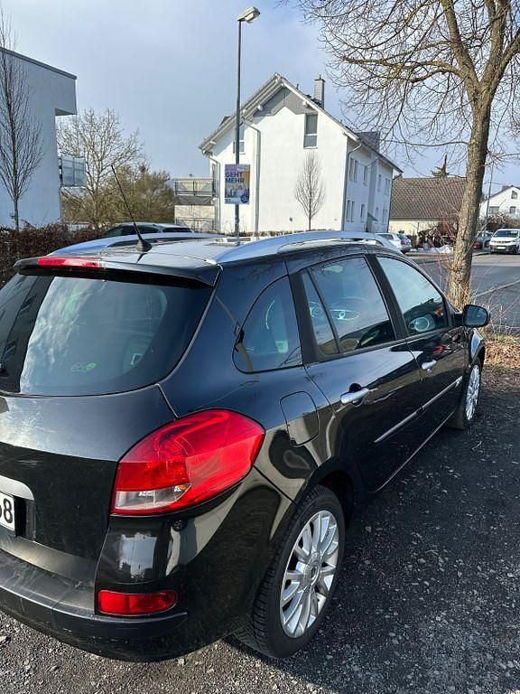 Gebraucht Renault Clio II 75 PS (55 kW) 2009 Schwarz Limousine