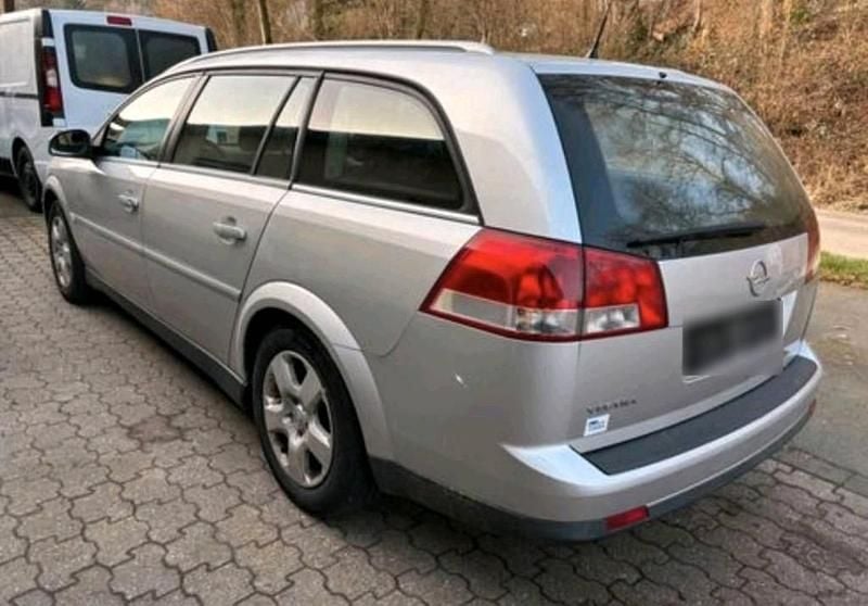 Gebraucht Opel Vectra 150 PS (110 kW) 2005 Silber Kombi