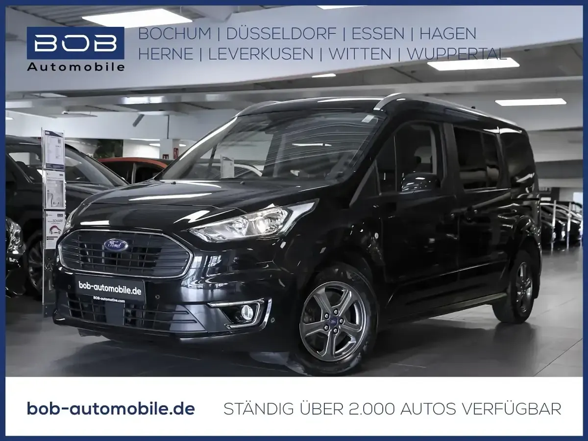 Gebraucht Ford Tourneo Titanium 120 PS (88 kW) 2021 Van / Kleinbus