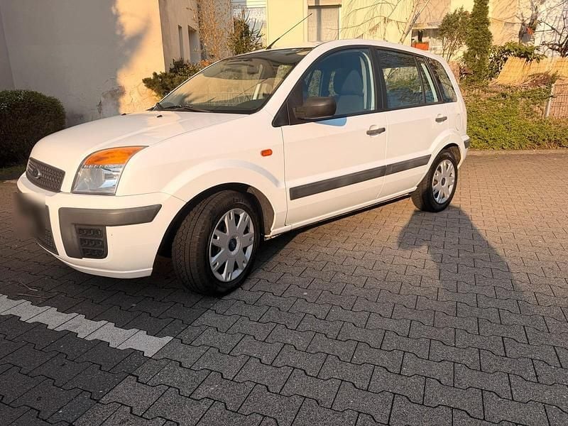 Gebraucht Ford Fusion 101 PS (74 kW) 2007 Weiß Kleinwagen