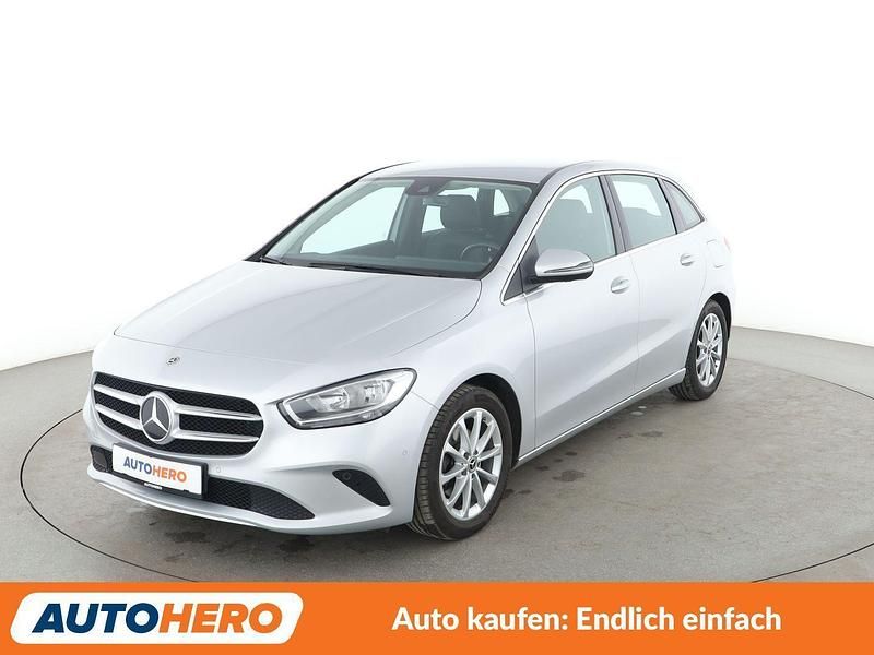 Gebraucht Mercedes B180 Progressive 136 PS (100 kW) 2019 Silber Van / Kleinbus