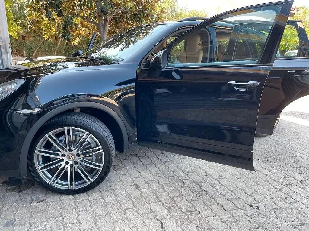 Gebraucht Porsche Cayenne Platinum Edition 275 PS (202 kW) 2014 Schwarz SUV