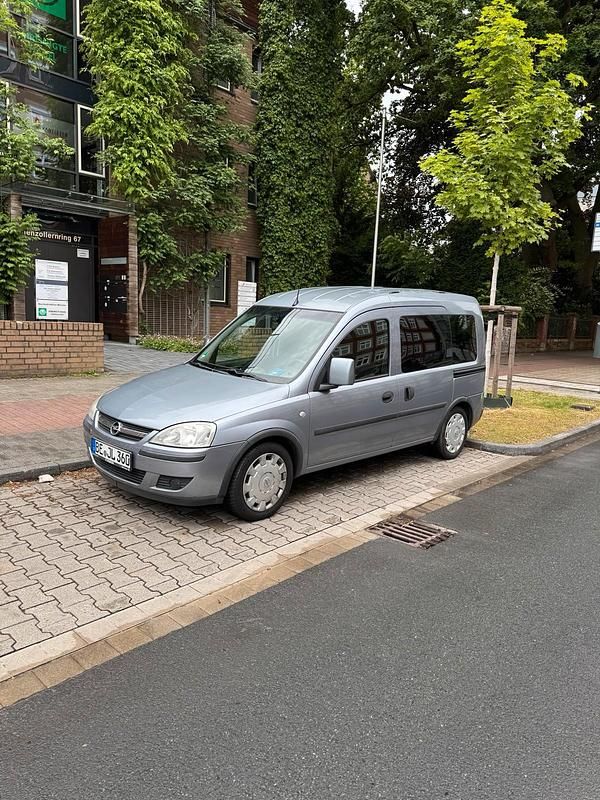 Gebraucht Opel Combo 80 PS (58 kW) 2008 Grau Van / Kleinbus