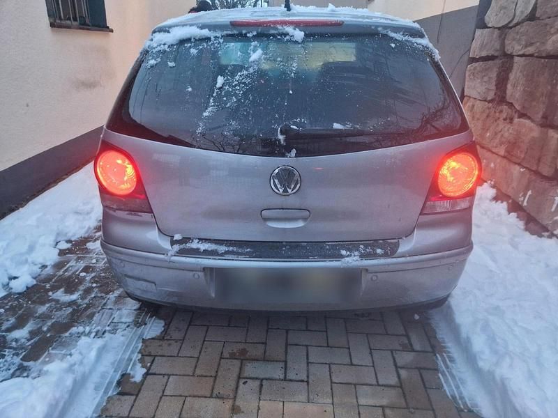 Gebraucht VW Polo 60 PS (44 kW) 2008 Silber Kleinwagen