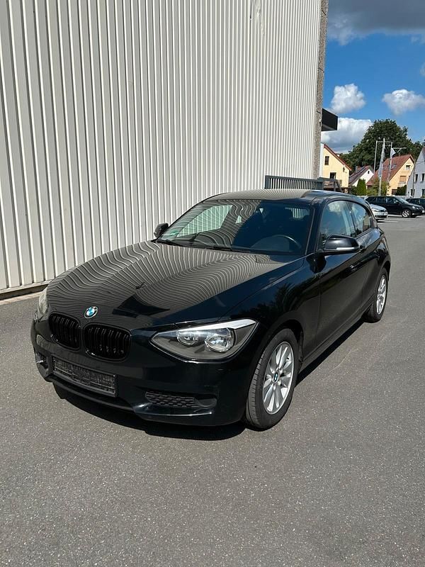Schwarz Gebraucht 2013 BMW 114 Kleinwagen | 3.790 € (Etwas zu teuer) - Bild 1/4