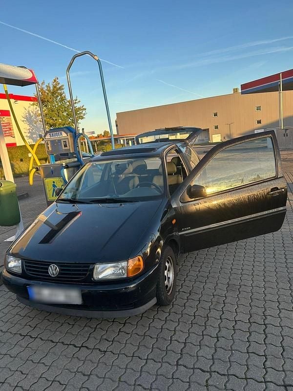 Schwarz Gebraucht 1999 VW Polo Kleinwagen | 600 € (Guter Preis) - Bild 1/4