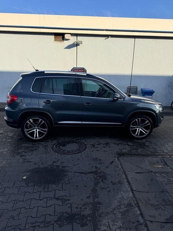 Gebraucht VW Tiguan Team 200 PS (147 kW) 2010 SUV