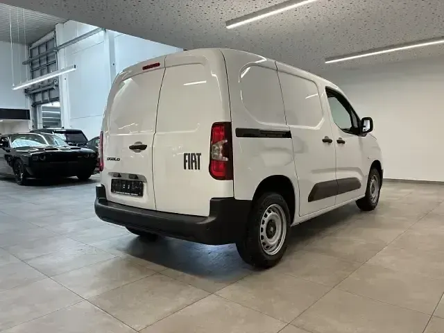 Neu Fiat Doblò 110 PS (80 kW) 2026 Gelato weiß Van / Kleinbus