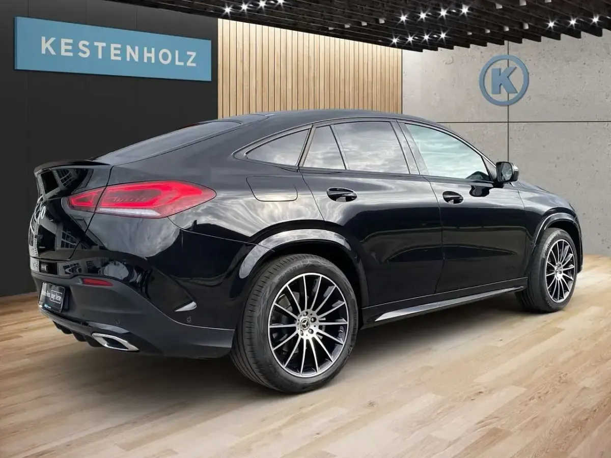Gebraucht Mercedes GLE400 AMG 330 PS (242 kW) 2022 Schwarz SUV