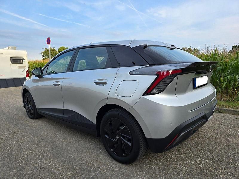 Gebraucht MG MG4 EV 125 kW (170 PS) 2022 Silber Kleinwagen