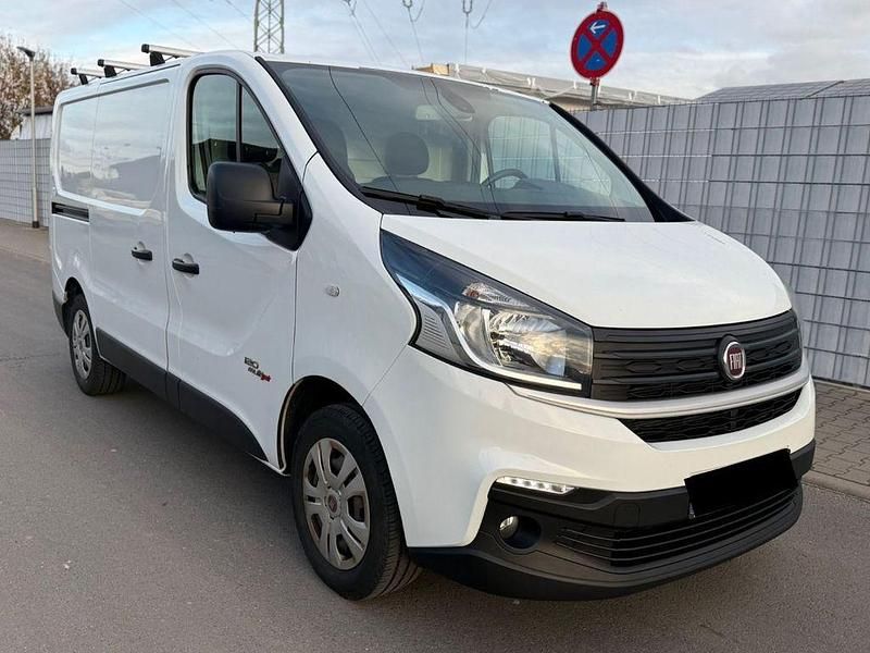 Gebraucht Fiat Talento 120 PS (88 kW) 2017 Weiß Van / Kleinbus