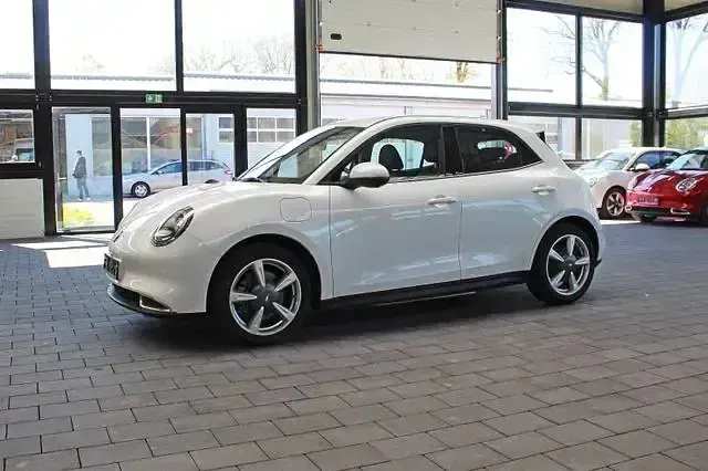 Usata Ora 03 125 kW (171 CV) 2023 Bianco Utilitaria