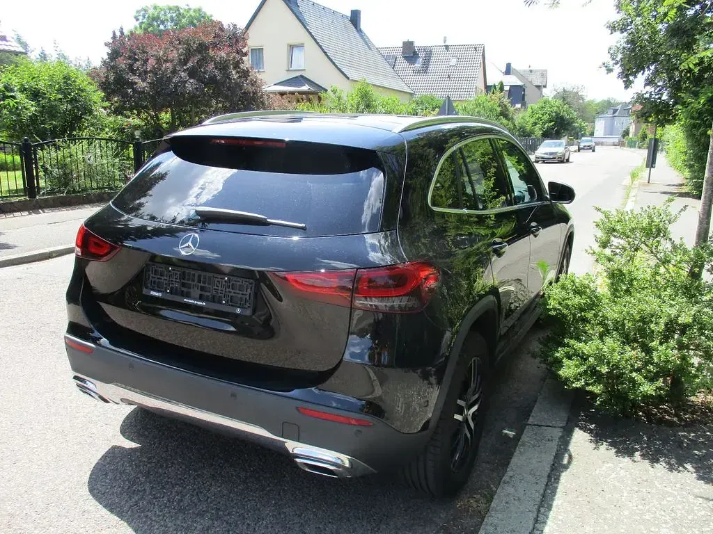 Gebraucht Mercedes GLA200 Progressive 150 PS (110 kW) 2022 Schwarz SUV