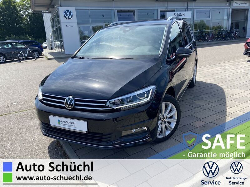 Deep black perleffekt Gebraucht 2024 VW Touran Active Van / Kleinbus | 33.870 € (Fairer Preis) - Bild 1/4