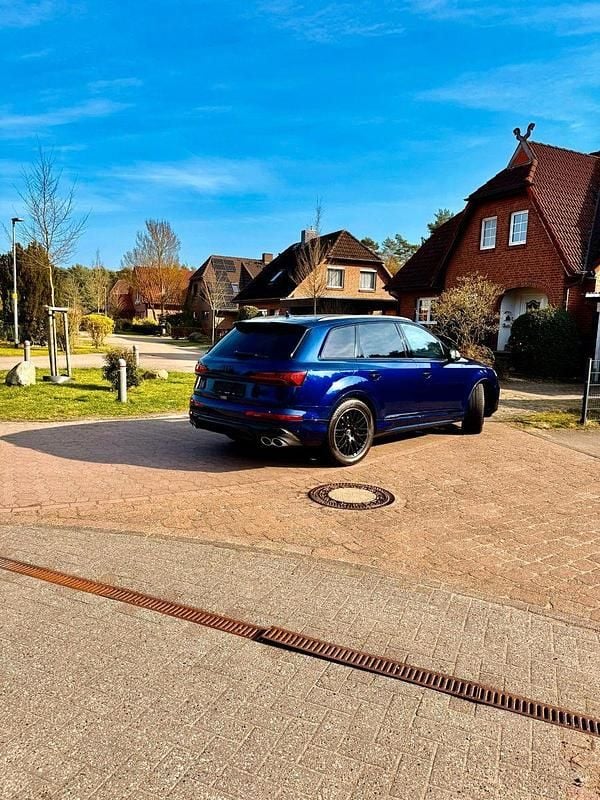 Gebraucht Audi SQ7 Ambiente 507 PS (372 kW) 2021 Blau SUV