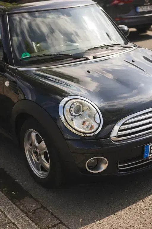 Gebraucht Mini ONE 95 PS (69 kW) 2009 Schwarz Kleinwagen