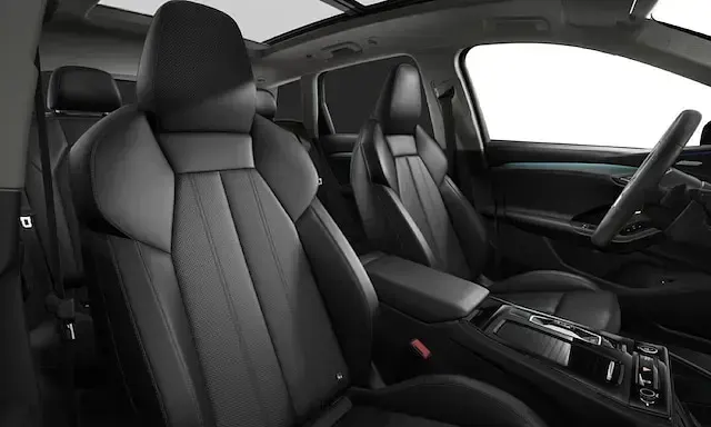 Gebraucht Audi Q6 e-tron Comfort 284 kW (387 PS) 2025 Ascariblau metallic SUV