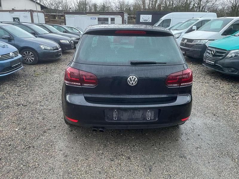 Gebraucht VW Golf VI Highline 122 PS (89 kW) 2009 Deep black perleffekt Kleinwagen