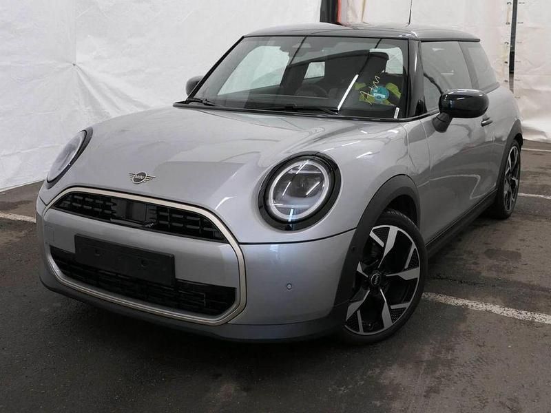 Gebraucht Mini Cooper 114 kW (156 PS) 2025 Silber Kleinwagen