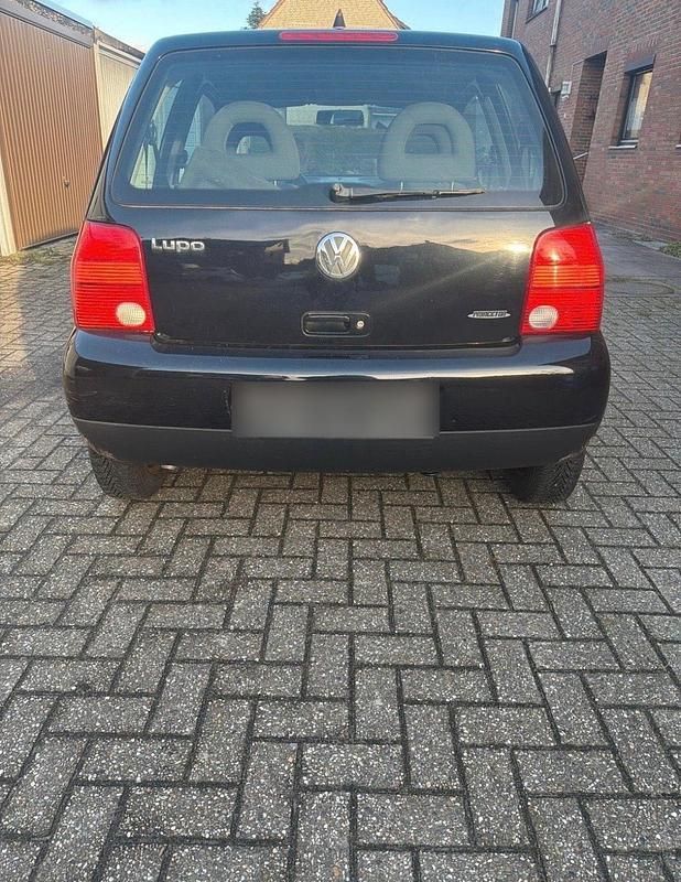 Gebraucht VW Lupo 50 PS (36 kW) 2003 Schwarz Kleinwagen